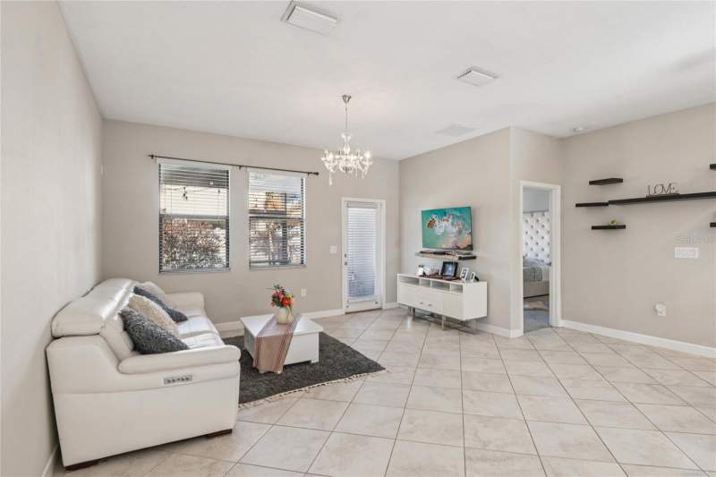 5 bedroom Single Family Residence at 1537 Tallulah Terrace, Union Park Ph 4B & 4C, Wesley Chapel — photo 5