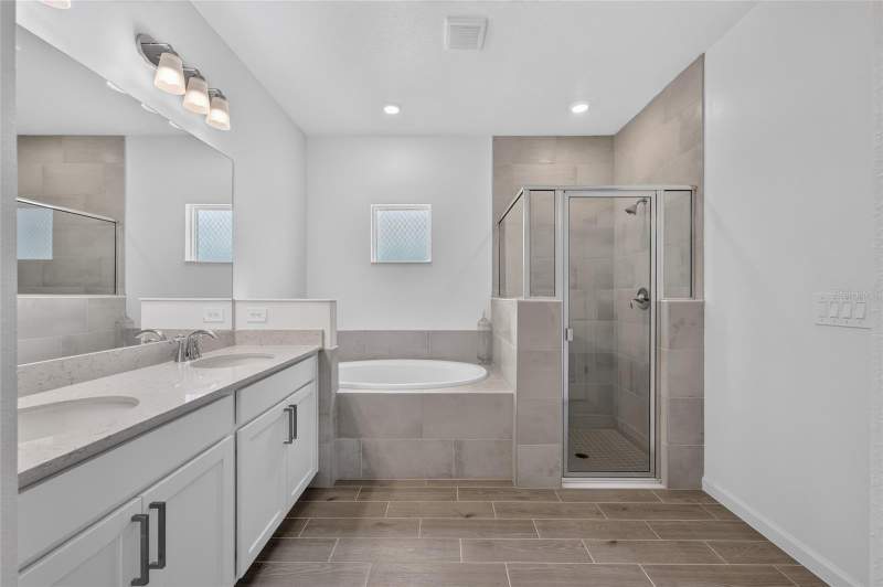 4 bedroom Single Family Residence at 8846 SW 69th Terrace, Pioneer Ranch Phase 2, Ocala — photo 4