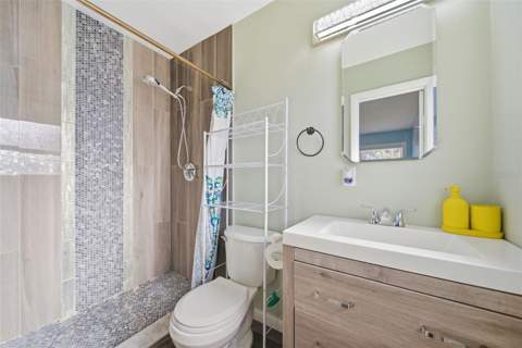 10717 Donbrese Avenue, Tampa FL - photo 20 of 39