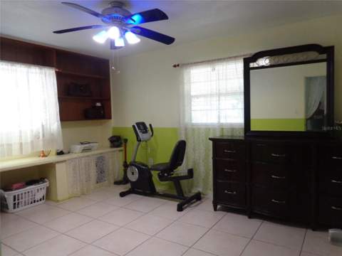 6165 26th Avenue, St Petersburg FL - photo 7 of 33