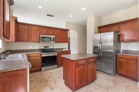 3360 Creek Run Lane, Eustis FL - photo 13 of 47
