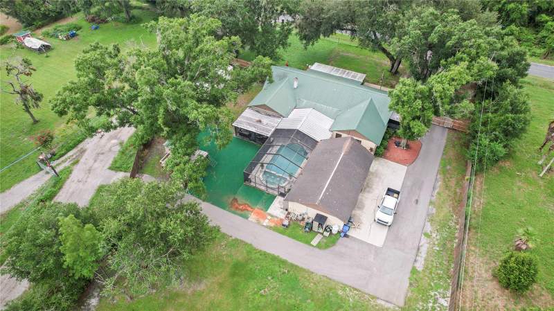 5 bedroom Single Family Residence at 7410 Pierce Harwell Road, Lazy Oaks, Plant City — photo 2
