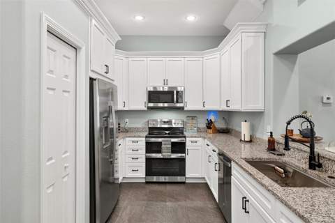 1437 Ridge Terrace, Tarpon Springs FL - photo 15 of 42