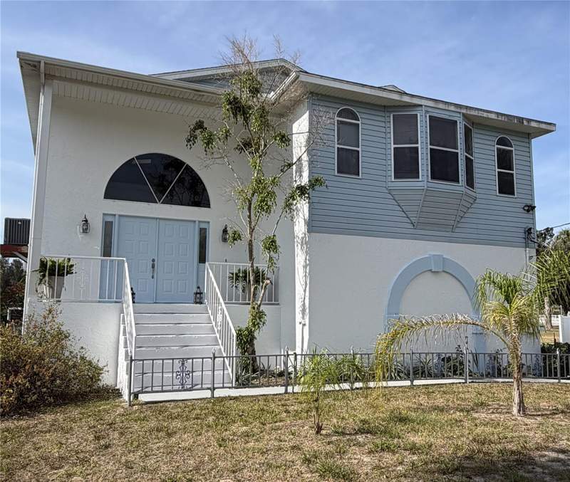 6810 SEAVIEW BOULEVARD home for sale in Driftwood Isles