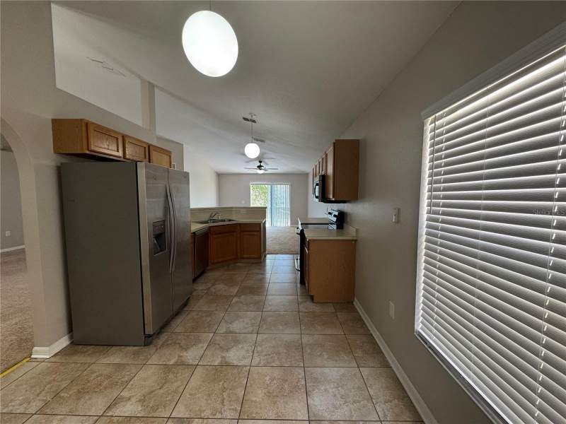 3 bedroom Single Family Residence at 357 Squires Grove Drive, Squires Grove, Winter Haven — photo 4
