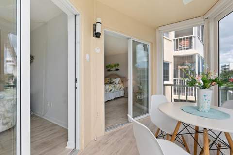 1250 N Portofino Drive #304, Sarasota FL - photo 13 of 45