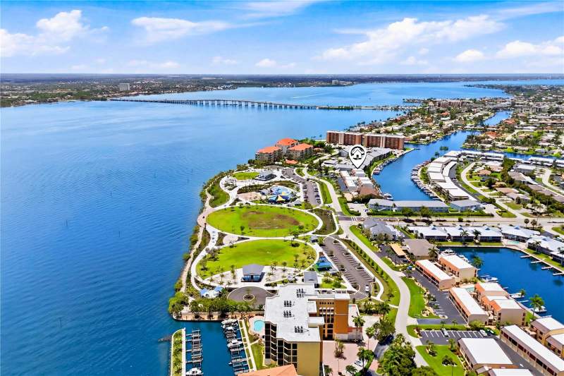 2 bedroom Condominium at 4218 SE 20th Place #D5, Park View Condo 01, Cape Coral — photo 4