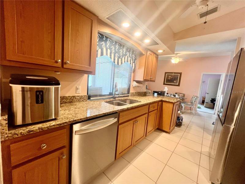 3 bedroom Single Family Residence at 2132 Abscott Street, Port Charlotte Sec 020, Port Charlotte — photo 2