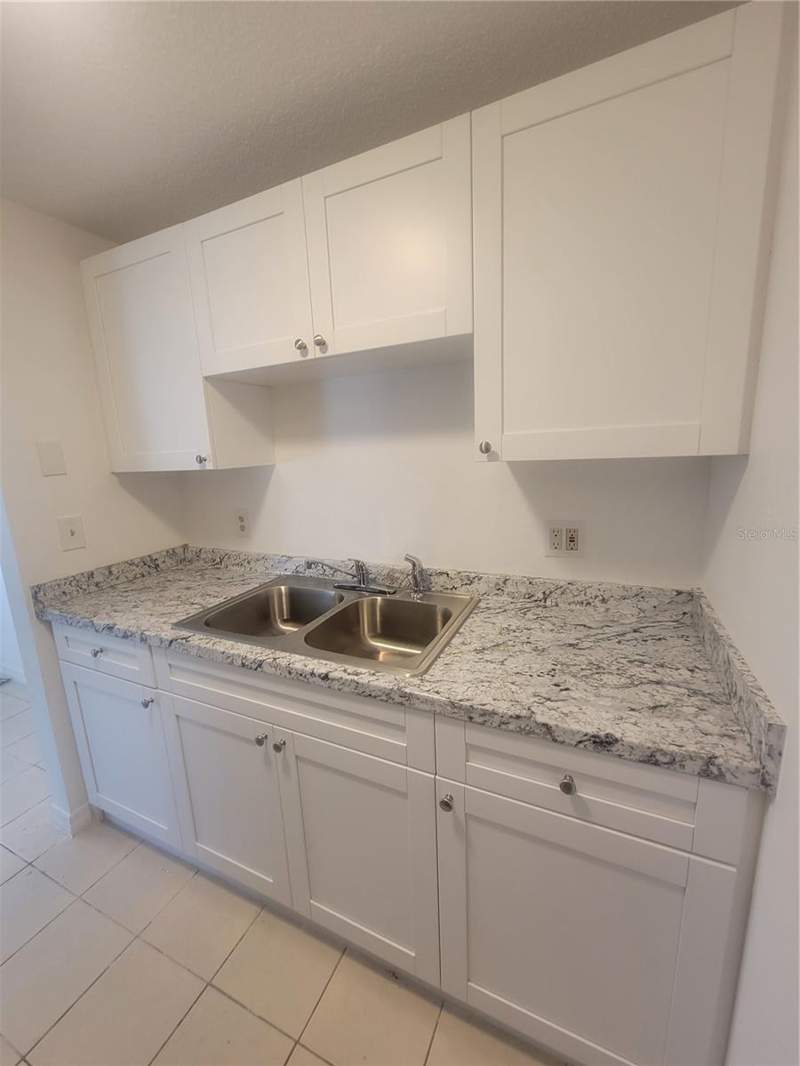 1 bedroom Villa at 4922 Filner Street, New Port Colony 06 Way, New Port Richey — photo 2