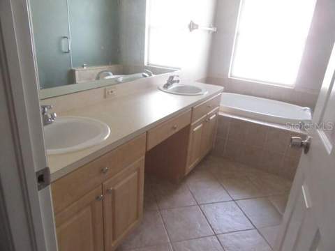 5423 Braddock Drive, Zephyrhills FL - photo 6 of 6