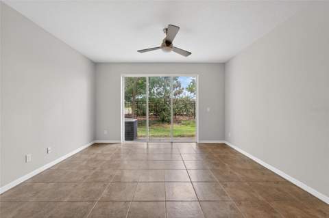 5028 White Sanderling Court, Tampa FL - photo 16 of 60