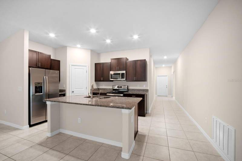 3 bedroom Single Family Residence at 1983 Fan Aloe Way, Spencer Crk Ph 2, Ruskin — photo 5