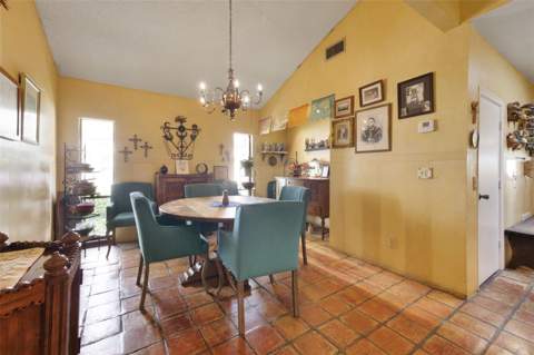1121 Shorewood Drive, Orlando FL - photo 11 of 35