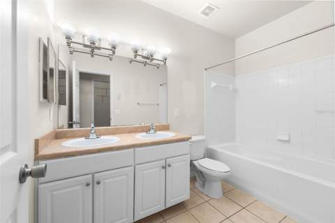 5007 NW 45th Road #103, Gainesville FL - photo 15 of 19