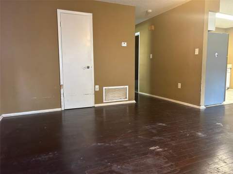1215 E Hazzard Avenue, Eustis FL - photo 6 of 6