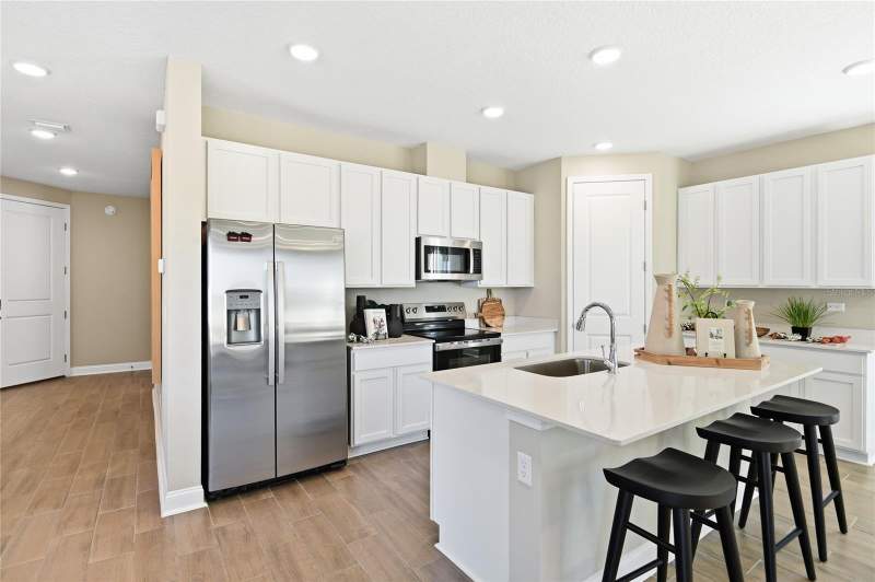 4 bedroom Single Family Residence at 2530 29th Lane, Maple Ridge, Palmetto — photo 5