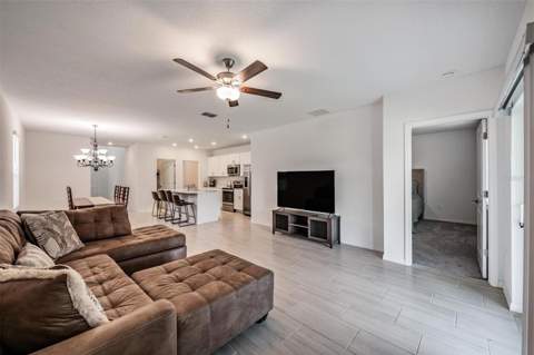 2515 Victorious Falls Avenue, Plant City FL - photo 13 of 34