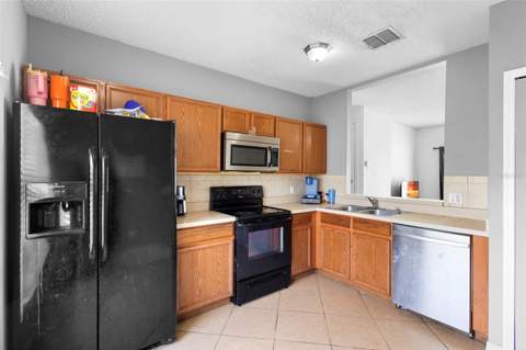 1040 Cannock Drive, Kissimmee FL - photo 13 of 38