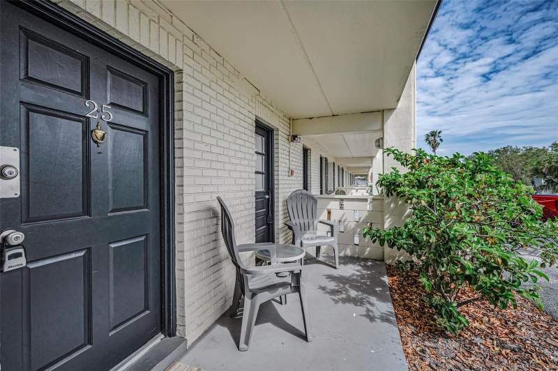 2 bedroom Condominium at 2 N Fernwood Avenue #25, Washington Square At Clearwater Condo, Clearwater — photo 3