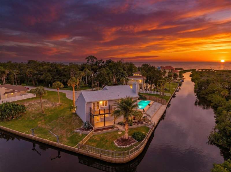 3 bedroom Single Family Residence at 8720 BETTY STREET, MARTHAS VINEYARD, PORT RICHEY — photo 1