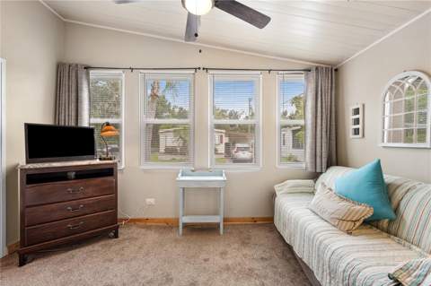 3329 Eileen Drive, Ellenton FL - photo 10 of 34