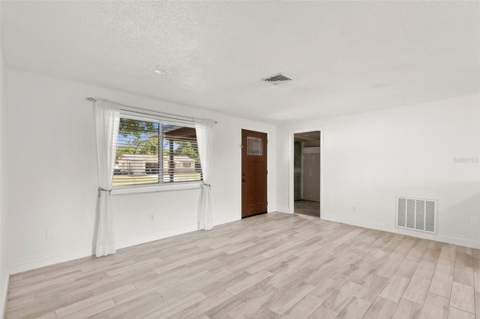 5557 146th Terrace, Clearwater FL - photo 7 of 45