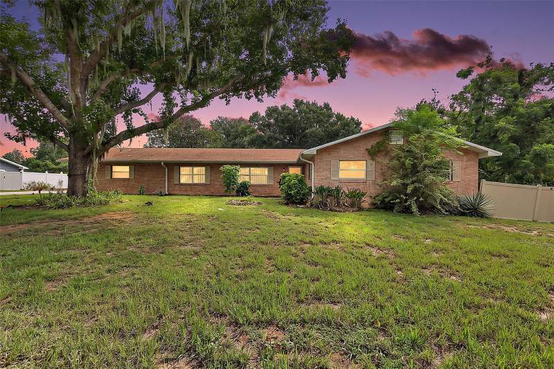 5 HERMOSA DRIVE home for sale in Eustis Hermosa Shores Homes for Sale: 2 Homes, From $350K