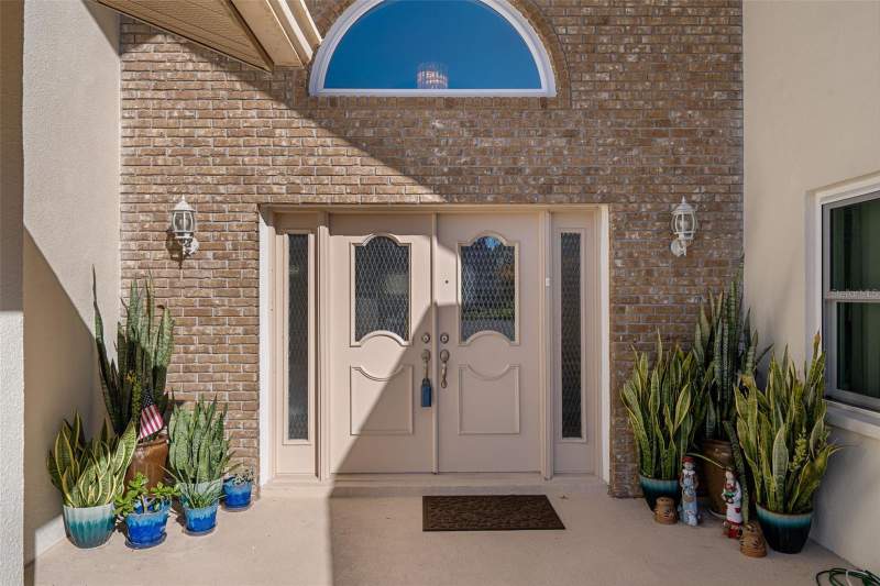 4 bedroom Single Family Residence at 10421 Templewood Court, Seven Hills, Spring Hill — photo 3