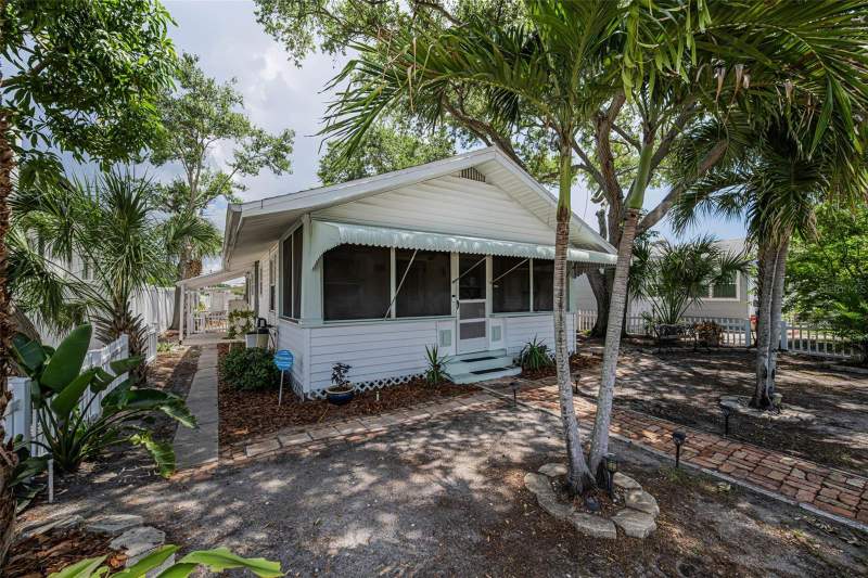 5 bedroom Single Family Residence at 3829 2nd Avenue, Central Ave Heights, St Petersburg — photo 4