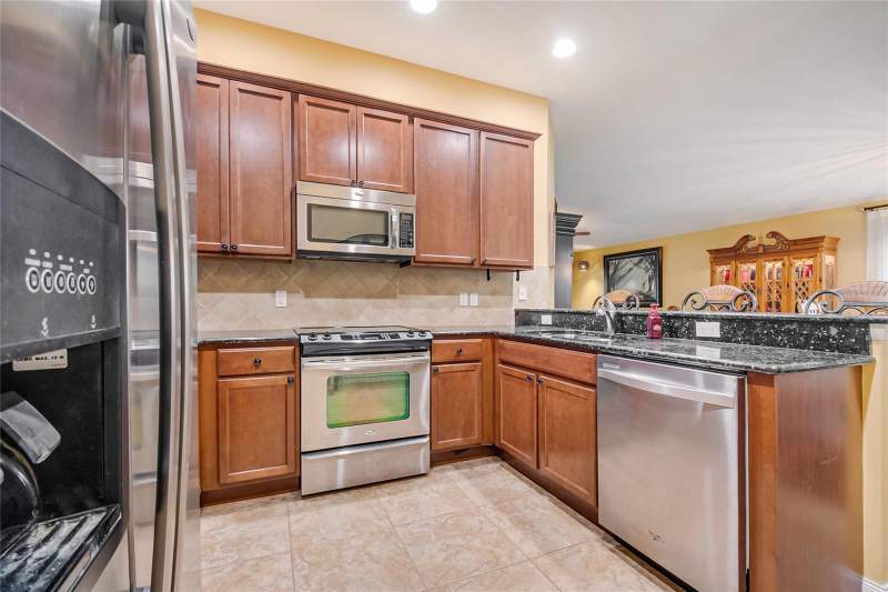 3 bedroom Half Duplex at 11951 Fiore Drive, Villagewalk/Lk Nonaa 01B, Orlando — photo 2