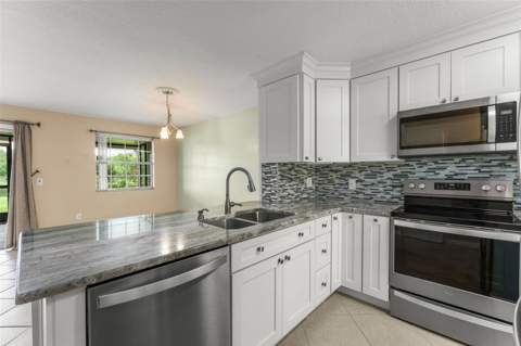 11715 Windbourne Court, Orlando FL - photo 7 of 35