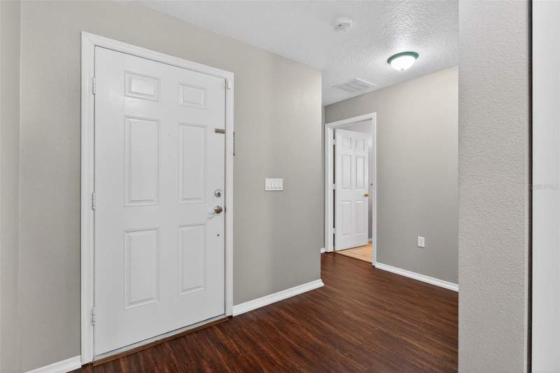 3 bedroom Single Family Residence at 11154 Running Pine Drive, Moss Landing Ph 1, Riverview — photo 5