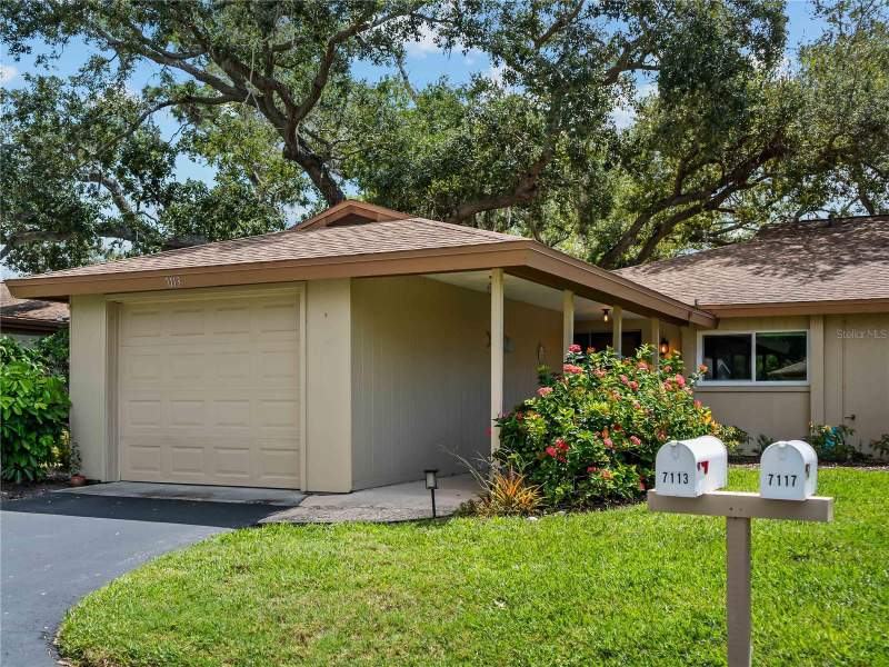 2 bedroom Villa at 7113 Bright Creek Drive #100, Woodside South Ph 1 2 & 3, Sarasota — photo 2