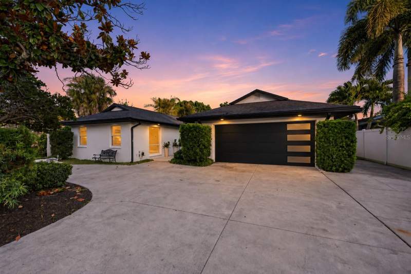 219 MIRAMAR BOULEVARD home for sale in Snell Isle Brightwaters