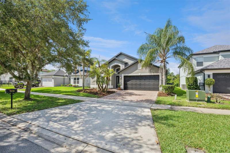 4 bedroom Single Family Residence at 10736 Mere Parkway, Eagle Creek Ph 01A, Orlando — photo 4