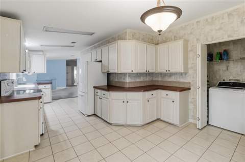 2484 Longpine Lane, St Cloud FL - photo 17 of 50