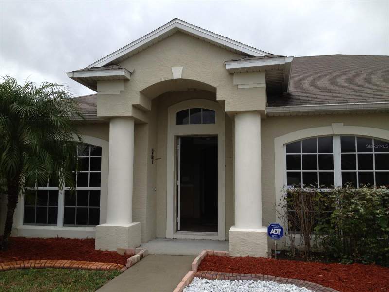 4 bedroom Single Family Residence at 1114 Fidelma Court, Oakshire Estates, Orlando — photo 2