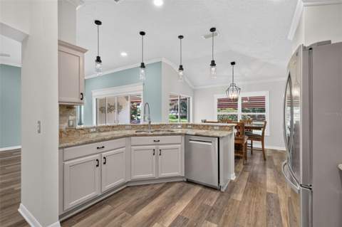 522 Loma Paseo Drive, The Villages FL - photo 11 of 55