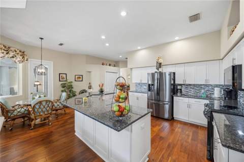 4619 Chase Oaks Drive, Sarasota FL - photo 12 of 75