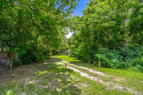 497 W Beresford Road, Deland FL - photo 6 of 44