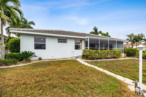 918 Cimarron Drive, Punta Gorda FL - photo 21 of 77