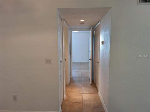 5116 Conroy Road #12, Orlando FL - photo 9 of 19
