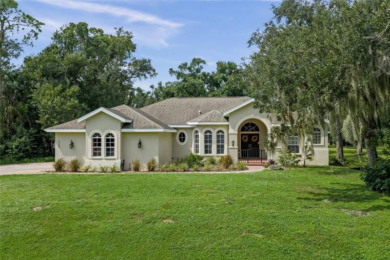4 bedroom Single Family Residence at 4749 Acorn Circle, Oak Woods, Sarasota — photo 2