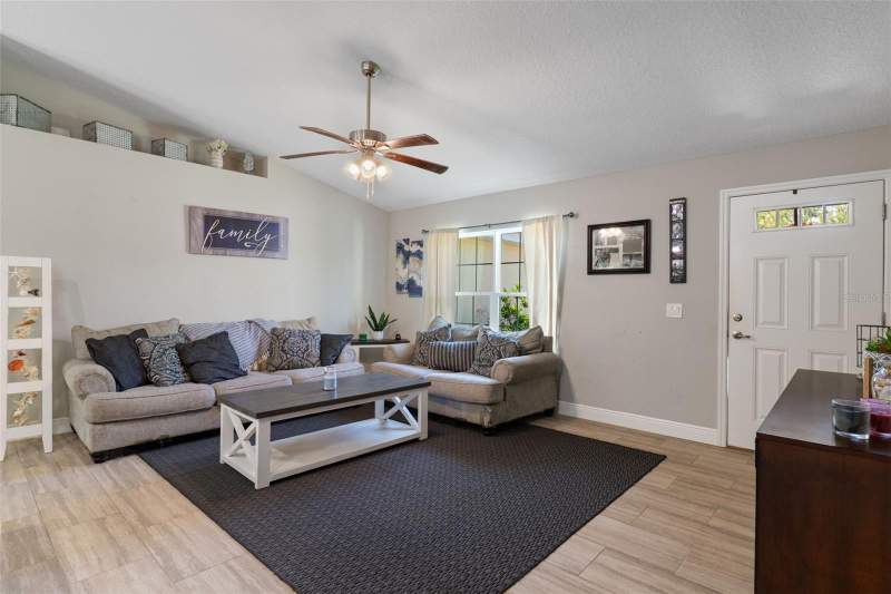 3 bedroom Single Family Residence at 1619 W Lamplighter Street, Citrus Springs Unit 8, Dunnellon — photo 3