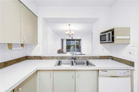 6001 Bahia Del Mar Circle #428, St Petersburg FL - photo 20 of 36