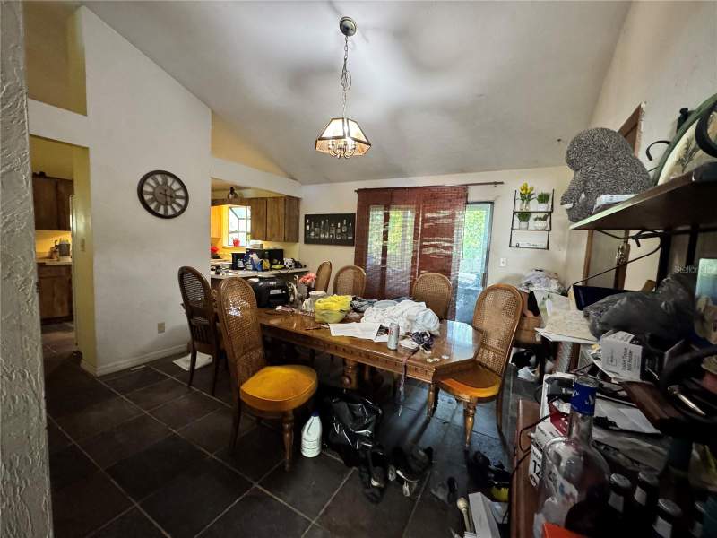 3 bedroom Single Family Residence at 713 NW 95th Terrace, Hamilton Heights, Gainesville — photo 4