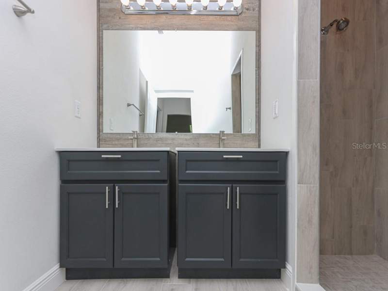 4 bedroom Single Family Residence at 2831 W Livingston Street, Haralson Sub, Orlando — photo 3
