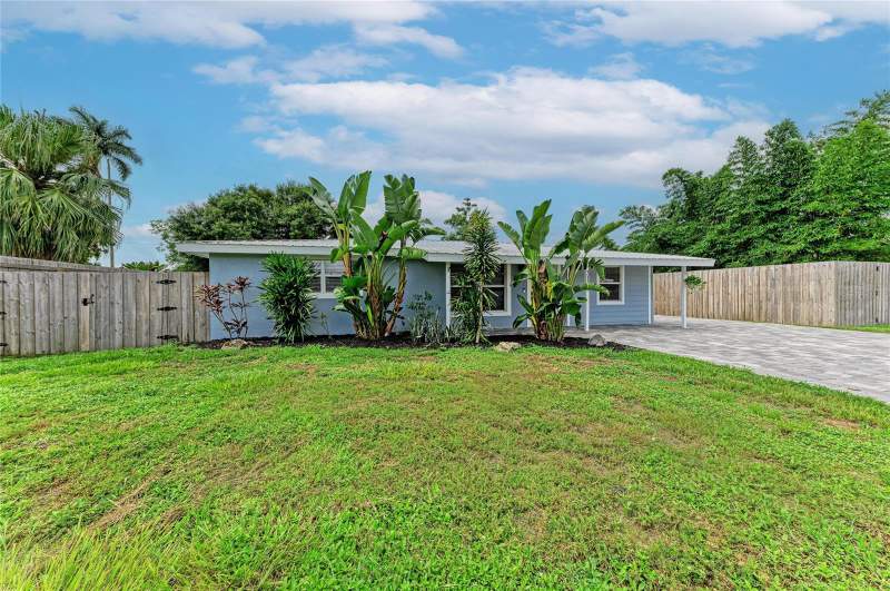 3 bedroom Single Family Residence at 3138 Williamsburg Street, Golden Acres, Sarasota — photo 3