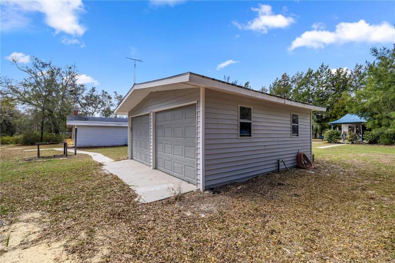 3 bedroom Single Family Residence at 17645 NE 61st Street Road, Magnolia Haven, Silver Springs — photo 5