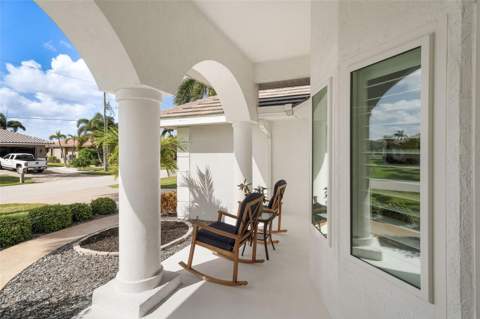 562 Andora Drive, Punta Gorda FL - photo 8 of 53